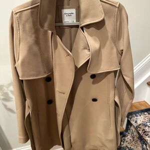 Abercrombie & Fitch Classic Beige Trench Coat
